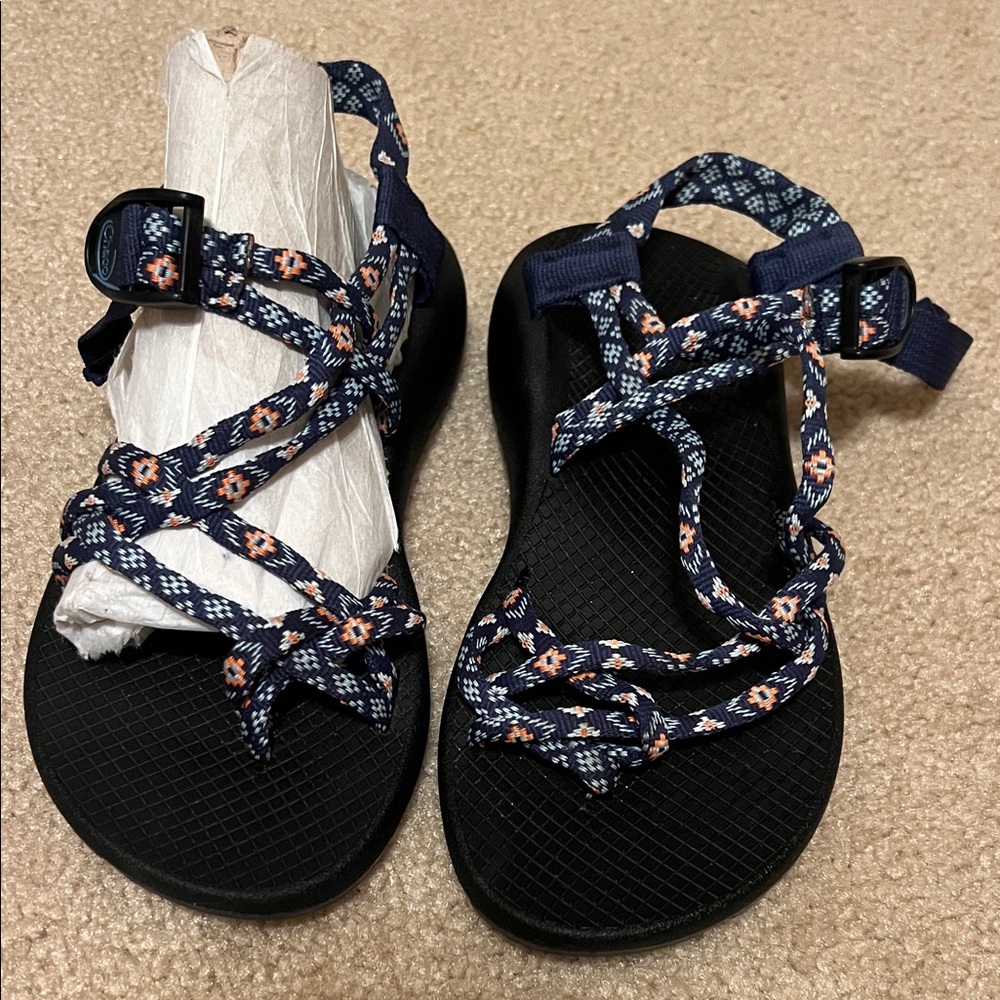 Chaco sandals US 8
